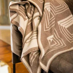 Issimo Pantheon Cashmere Blanket - Brown